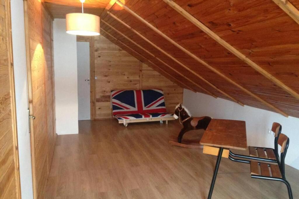Chalet En Pleine Nature Pour 12 Personnes 贝斯和圣阿纳斯泰斯 外观 照片